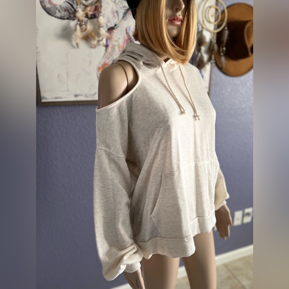 Twenty Second One Sided Open Shoulder Hoodie - Picture 2 of 4